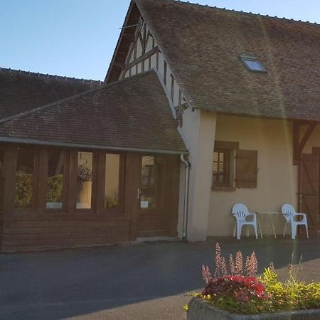 Les Brulis Chambre D'Hotes Bed and Breakfast Châtillon-sur-Loire Eksteriør billede